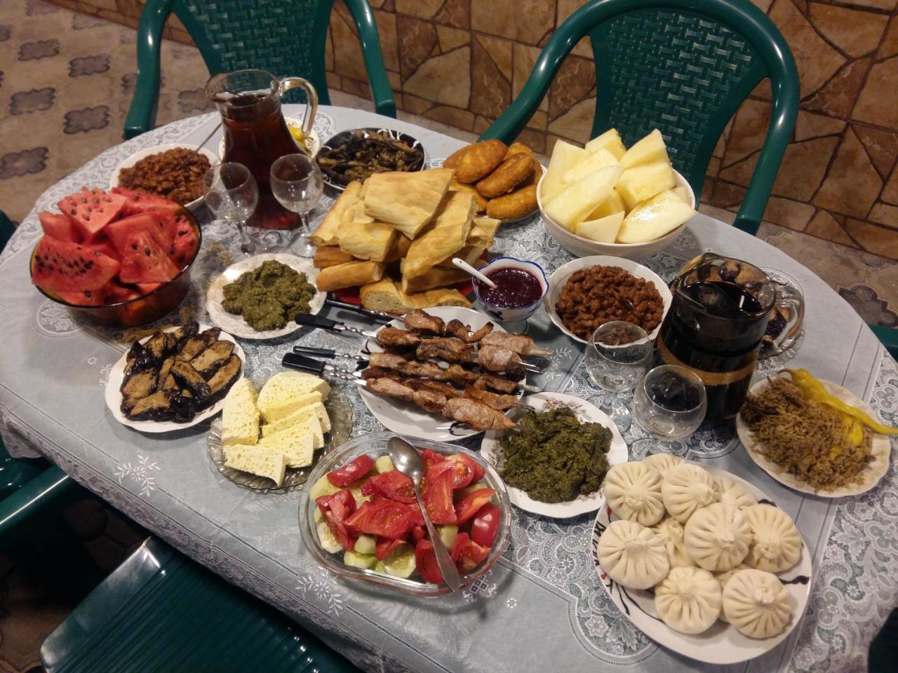 Valiko House In Telavi Hotel Buitenkant foto